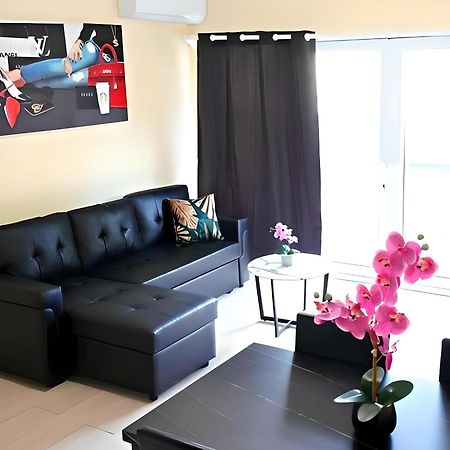 Lovely Apartment Near Beach, Downtown, 24H Security, Pool Nassau Exterior foto