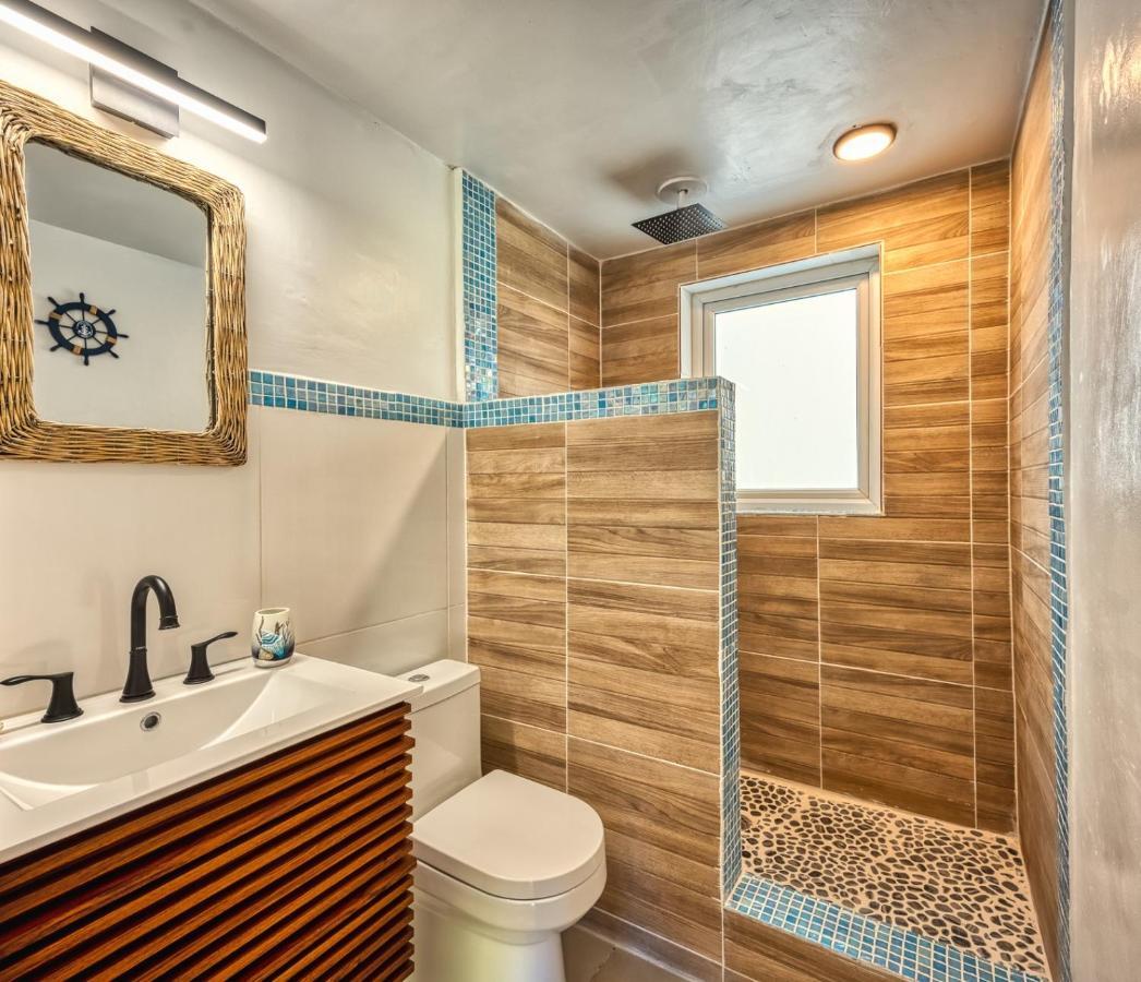 Lovely Apartment Near Beach, Downtown, 24H Security, Pool Nassau Exterior foto