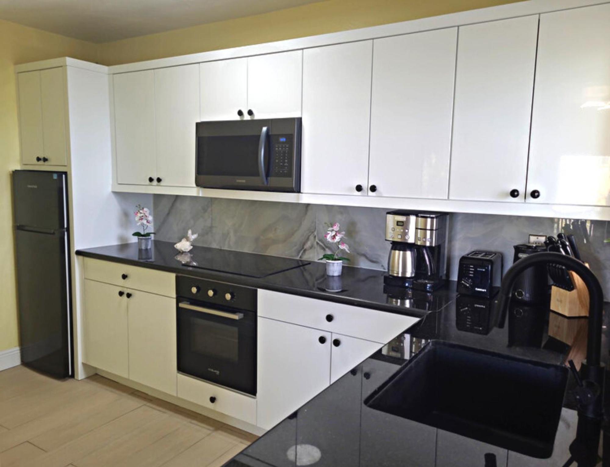 Lovely Apartment Near Beach, Downtown, 24H Security, Pool Nassau Exterior foto